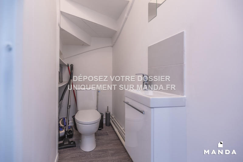 Chambre - 9 m² - 6 pièces