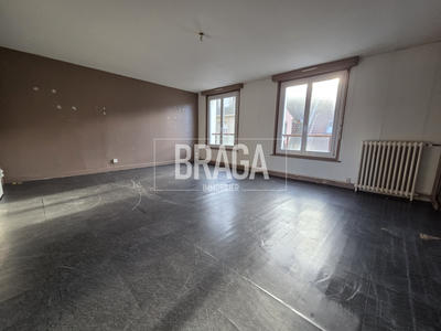 Appartement - 80 m² - 4 pièces
