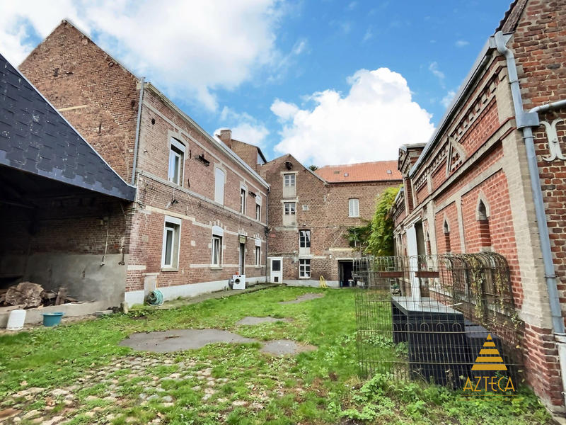 Local d'activités - 523 m²