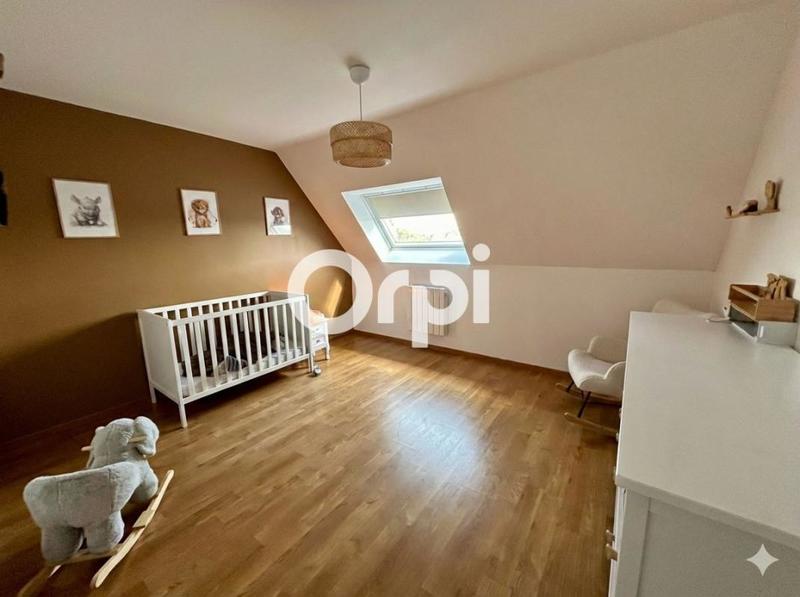 Maison - 93 m² - 4 pièces