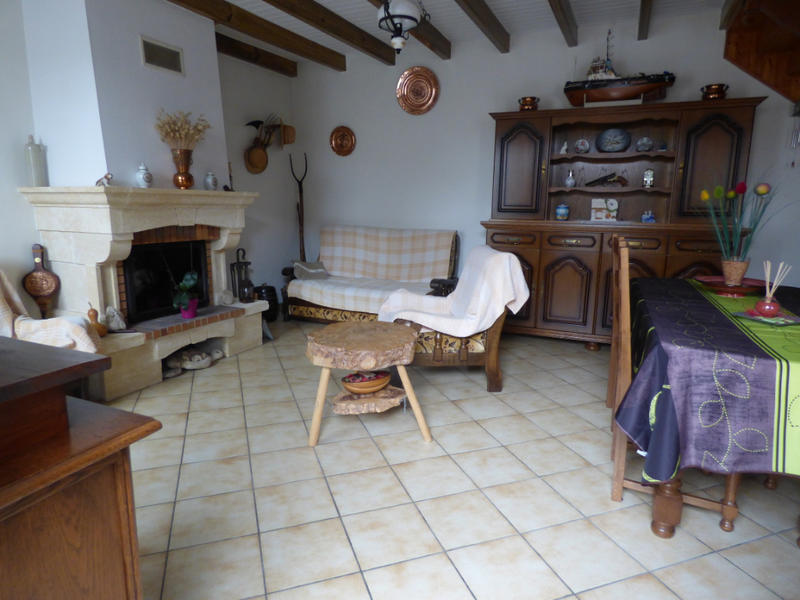 Maison - 94 m² - 7 pièces