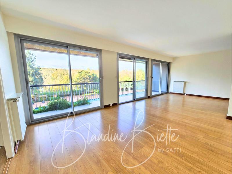 Appartement - 119 m² - 5 pièces