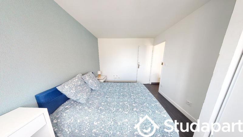 Chambre - 10 m² - 1 pièce