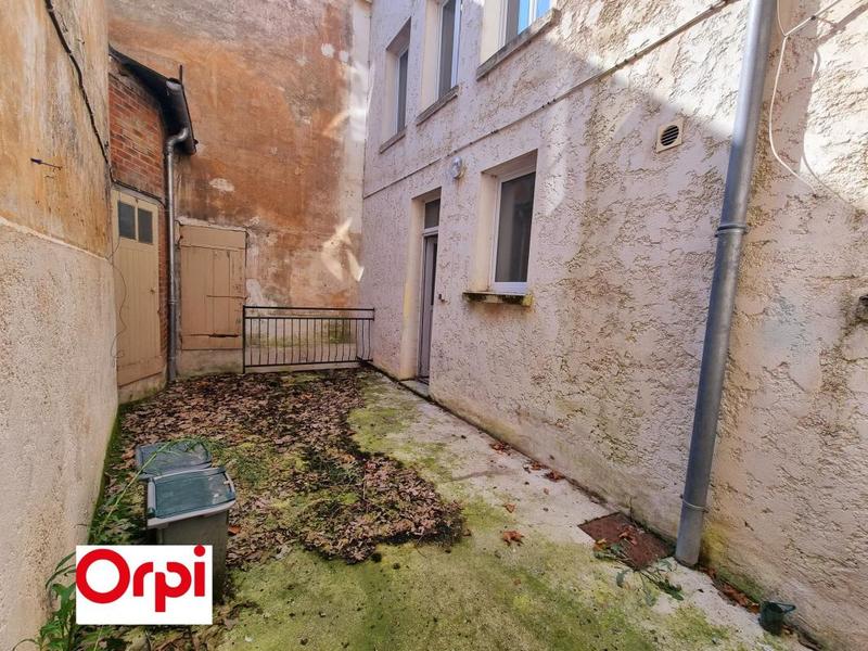 Immeuble - 134 m² - 6 pièces