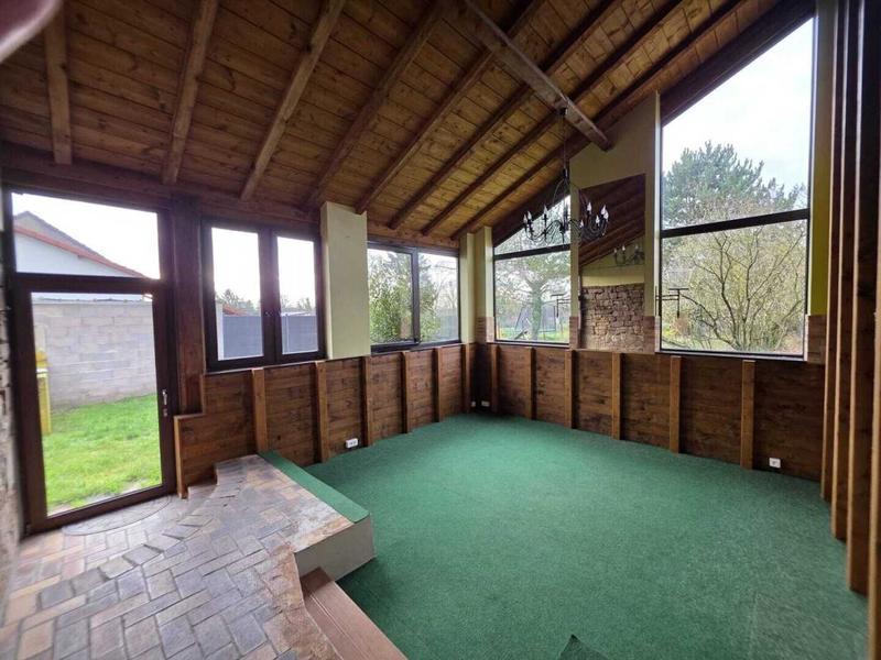 Maison de village - 229 m² - 7 pièces