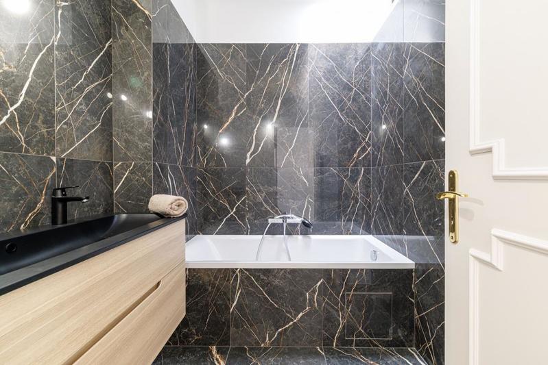 Appartement - 167 m² - 5 pièces