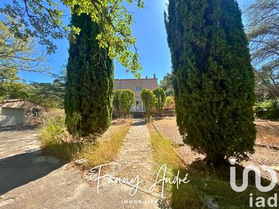 Maison - 220 m² - 7 pièces