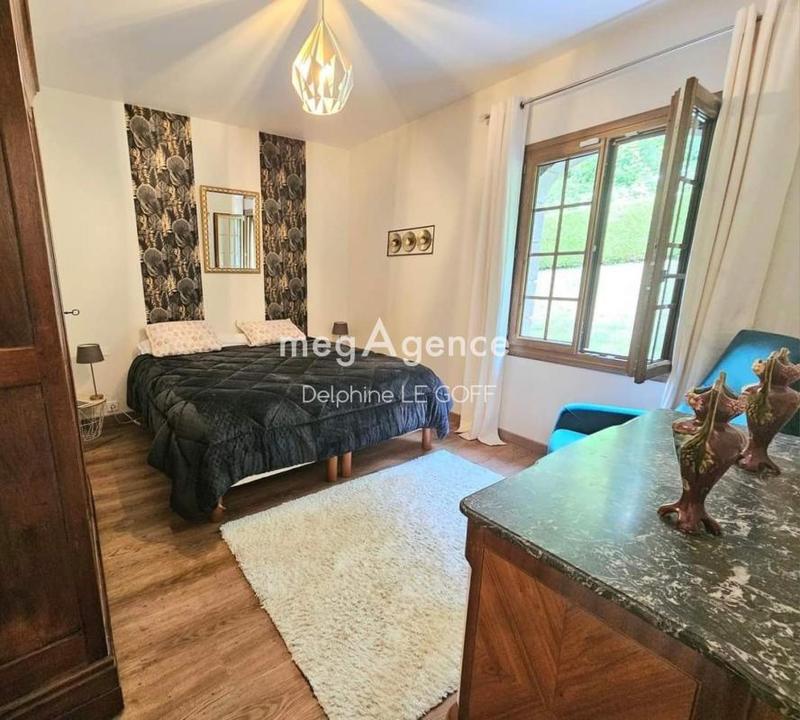 Maison ancienne - 224 m² - 9 pièces