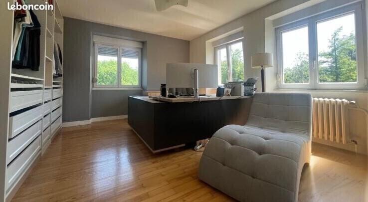 Maison - 190 m² - 7 pièces