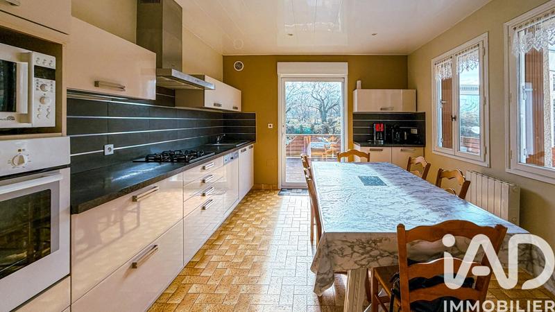 Maison - 145 m² - 7 pièces