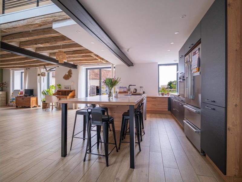 Maison en pierre - 145 m² - 6 pièces