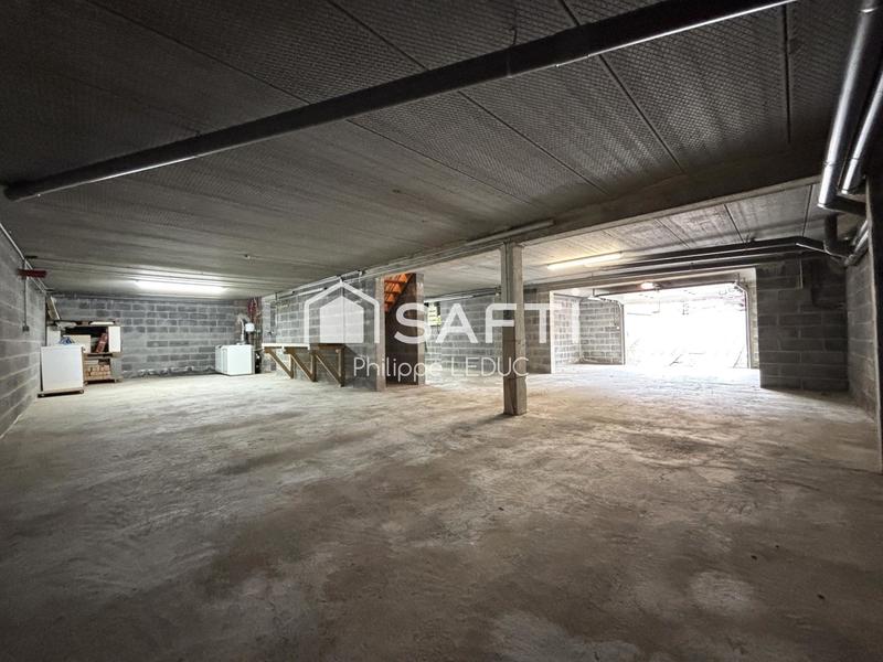 Maison - 199 m² - 9 pièces