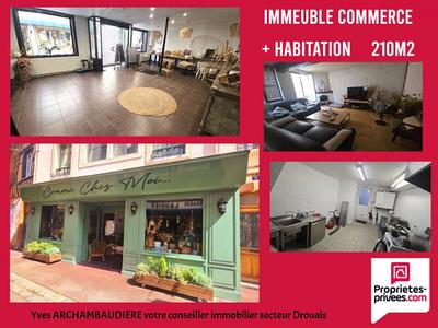 Immeuble - 210 m² - 6 pièces