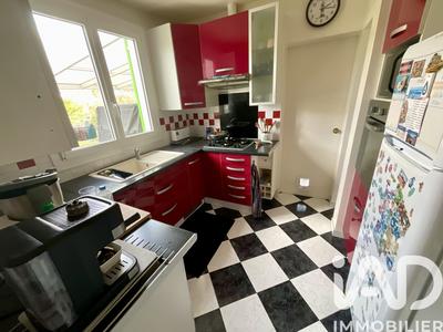 Maison - 137 m² - 6 pièces