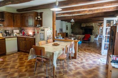 Maison - 170 m² - 7 pièces