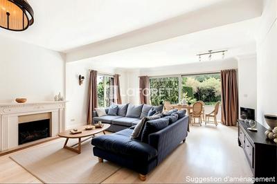 Demeure - 106 m² - 6 pièces