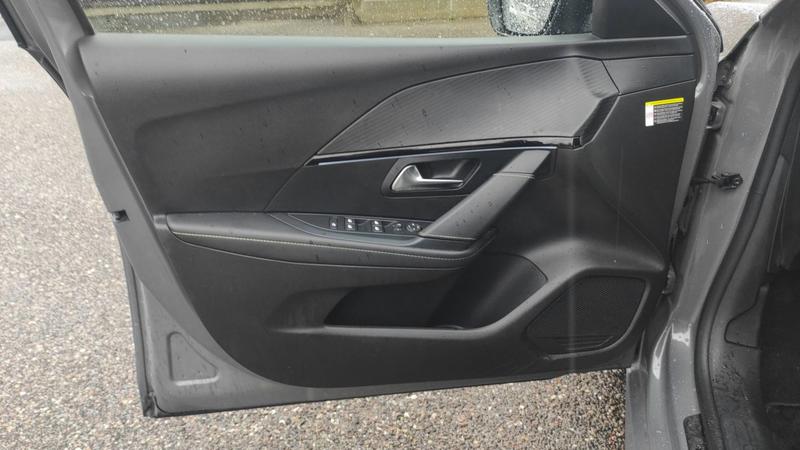 Peugeot 208 1.2 Hybrid 136 e-Dsc6 Gt Line - Première main Entretien constructeur