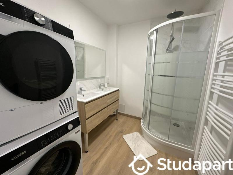 Chambre - 13 m² - 1 pièce