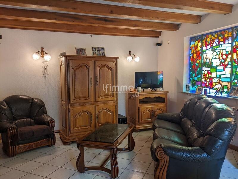 Maison - 180 m² - 8 pièces