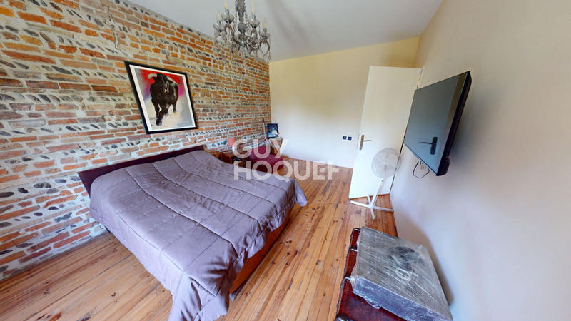 Maison - 490 m² - 10 pièces