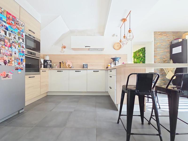 Maison - 112 m² - 5 pièces