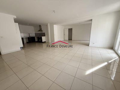 Maison - 132 m² - 5 pièces