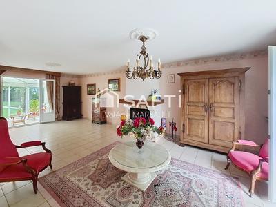 Maison - 166 m² - 6 pièces