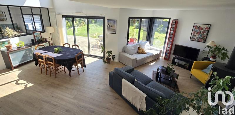 Maison - 133 m² - 6 pièces