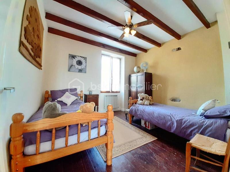 Maison en pierre - 146 m² - 6 pièces