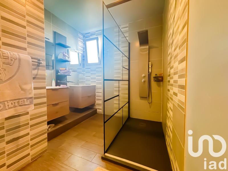 Maison - 104 m² - 5 pièces