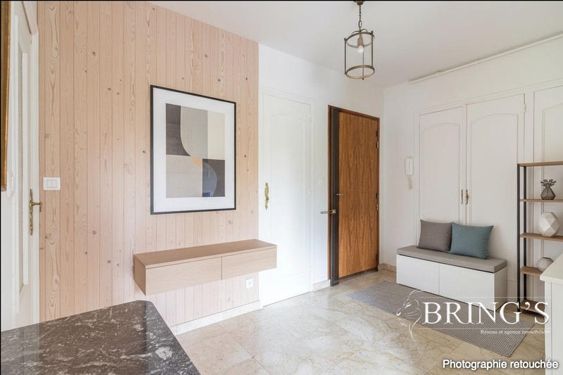 Appartement - 101 m² - 6 pièces