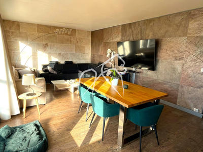 Appartement - 80 m² - 3 pièces