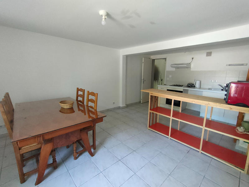 Maison - 80 m² - 5 pièces