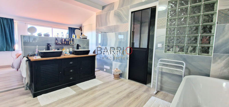 Maison - 153 m² - 7 pièces