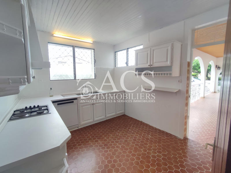 Maison - 152 m² - 5 pièces