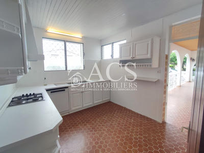 Maison - 152 m² - 5 pièces