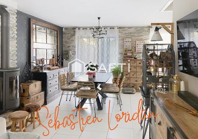 Maison - 102 m² - 5 pièces