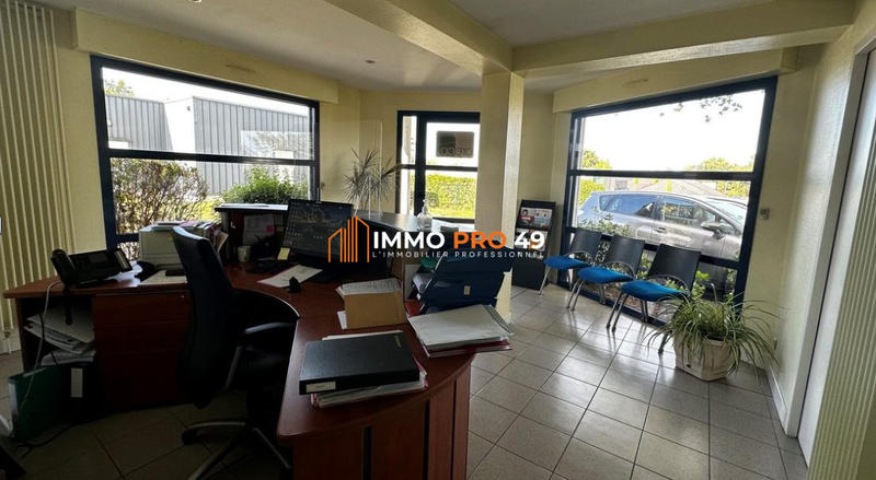 Bureau - 160 m² - 7 pièces