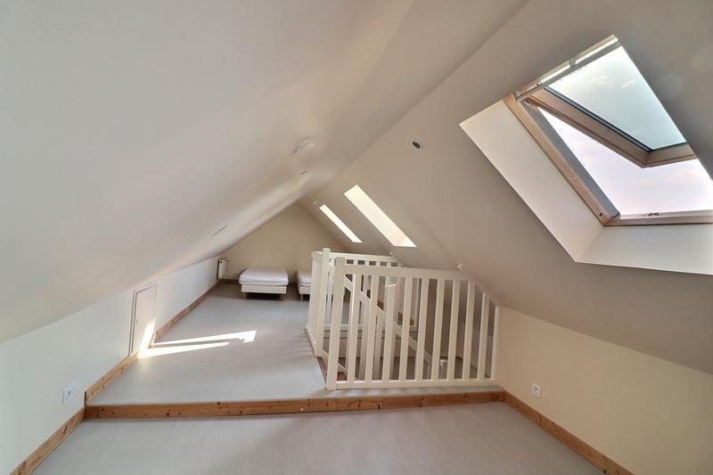 Maison - 289 m² - 8 pièces