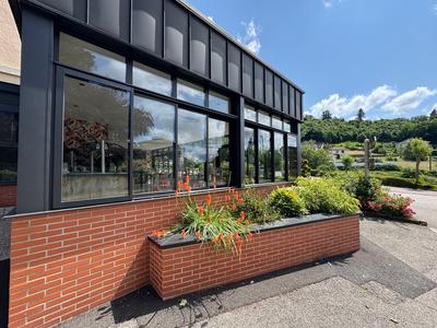 Fonds de commerce - 1 200 m²