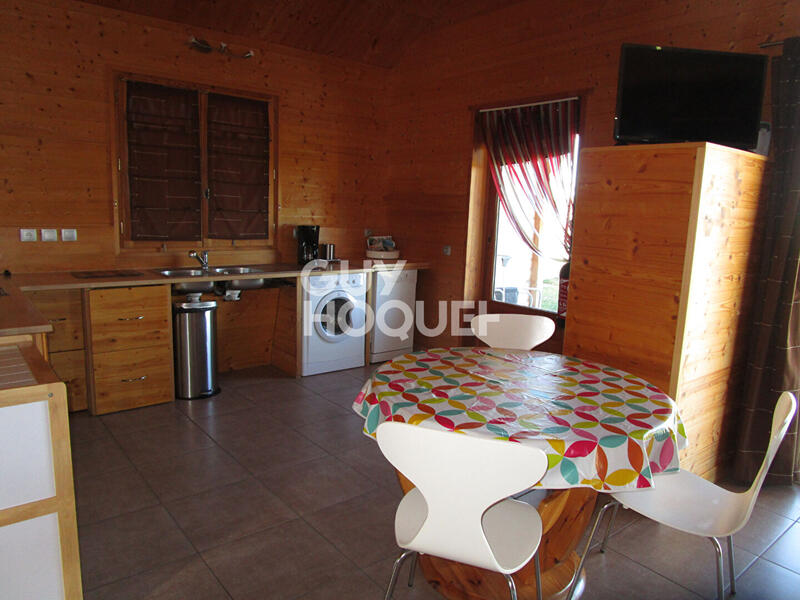 Maison - 160 m² - 8 pièces