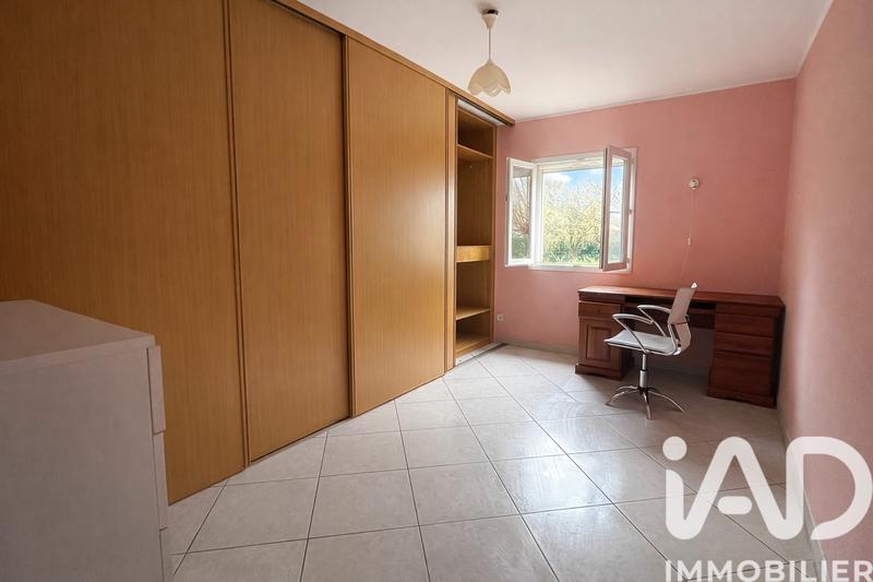 Maison - 254 m² - 11 pièces