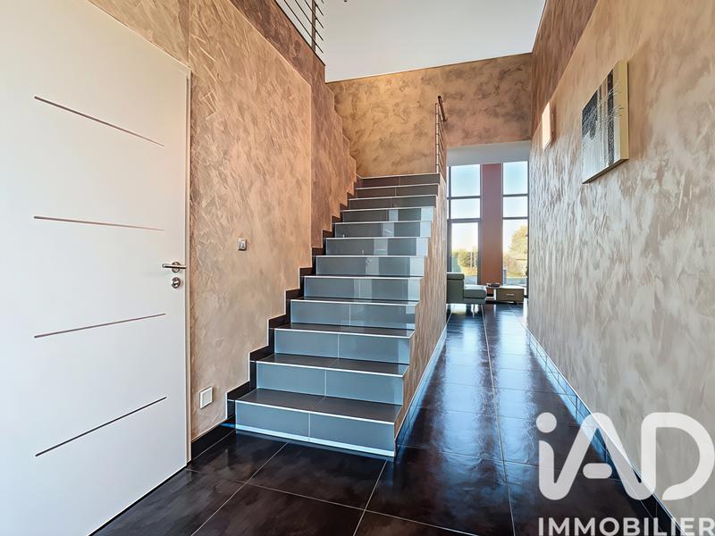 Maison - 264 m² - 6 pièces