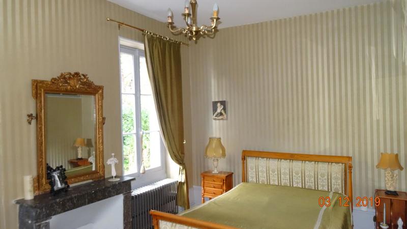 Demeure - 304 m² - 11 pièces