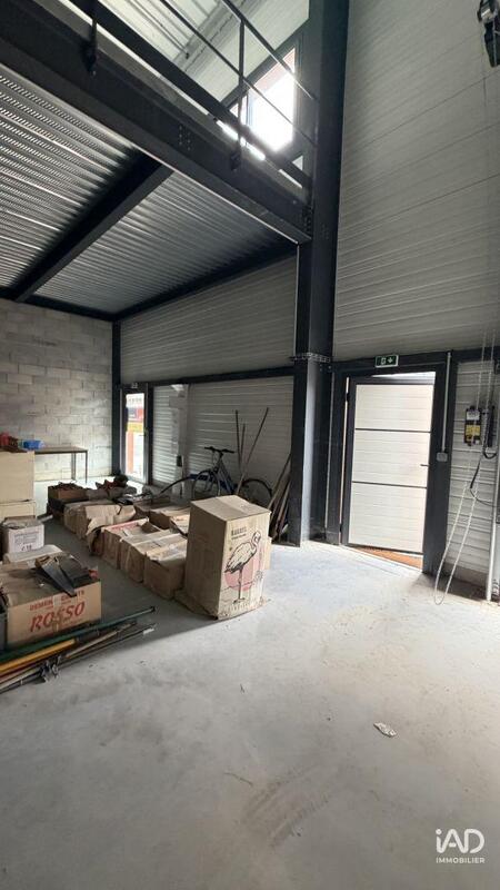 Local commercial - 260 m²