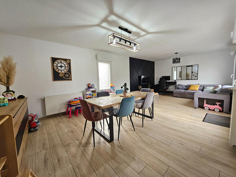 Maison - 100 m² - 5 pièces