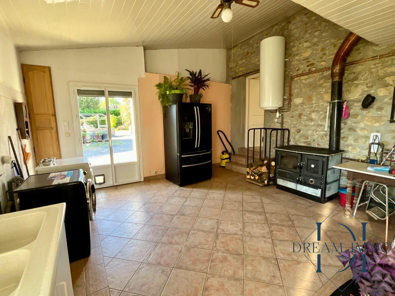 Maison - 205 m² - 5 pièces