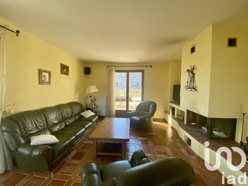 Maison - 302 m² - 9 pièces