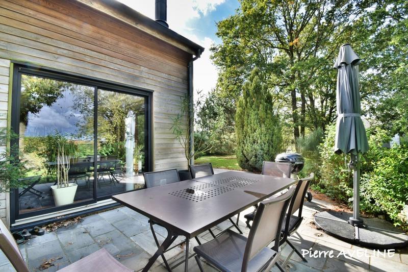 Maison - 276 m² - 7 pièces