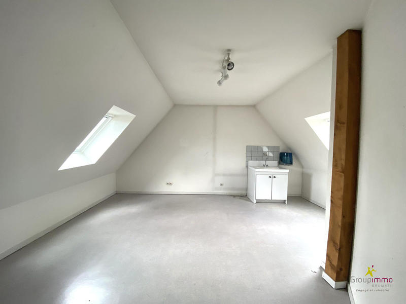 Local d'activités - 146 m² - 9 pièces